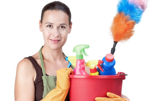 Office reception cleaning in Hounslow with tidy desks and a welcoming entrance