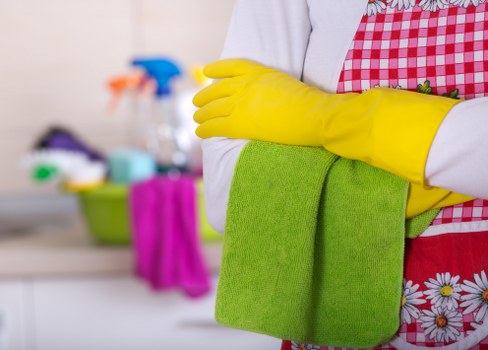 Local gutter cleaning process for homes and small businesses in Hounslow