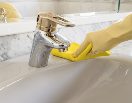 Residential deep cleaning in a Hounslow flat or family home
